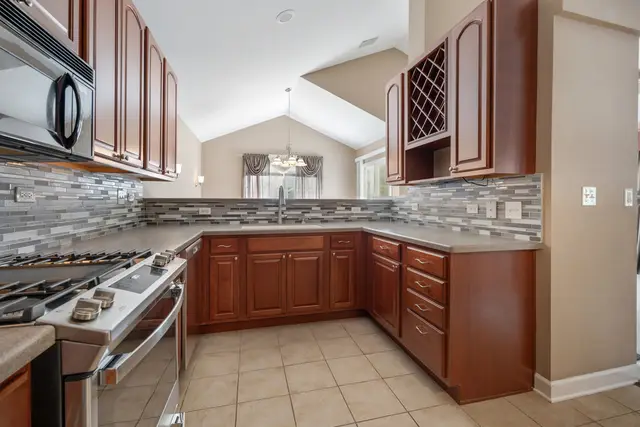 919 Pheasant Trl, Saint Charles, IL 60174 - #2
