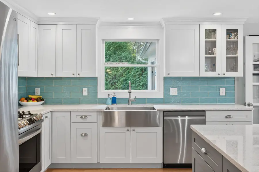 3 Bittersweet Ln, Harwich, MA 02645 - Image #2