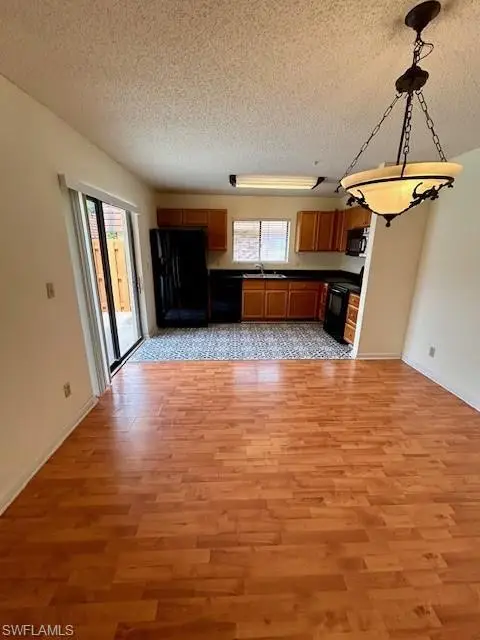 1408 Park Shore CIR #4, Fort Myers, FL 33901 - #3