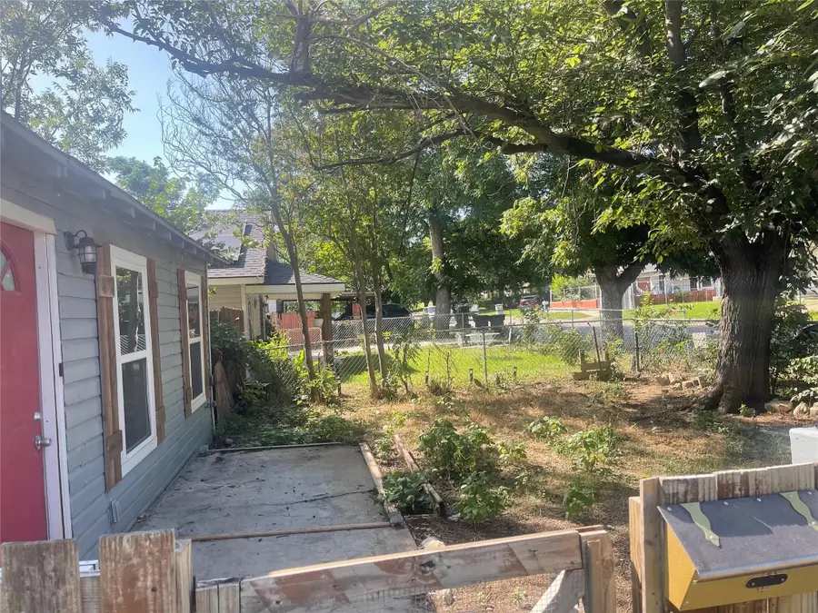 2618 28th Street, Fort Worth, TX 76106 - #3