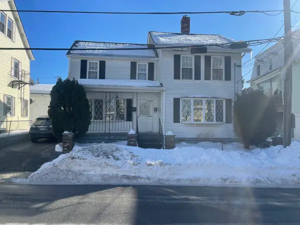 81 Titus Street, Cumberland, RI 02864
