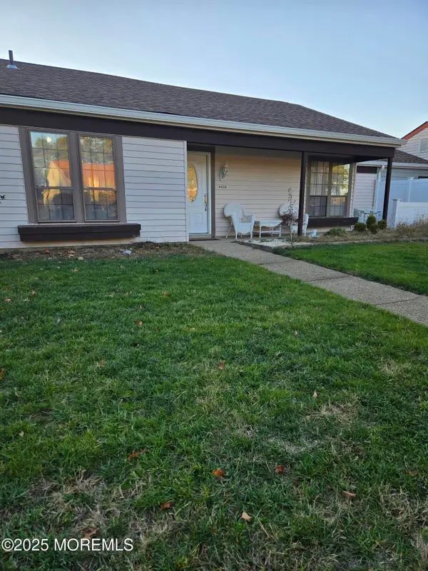 443A Heather Court, Manchester, NJ 08759