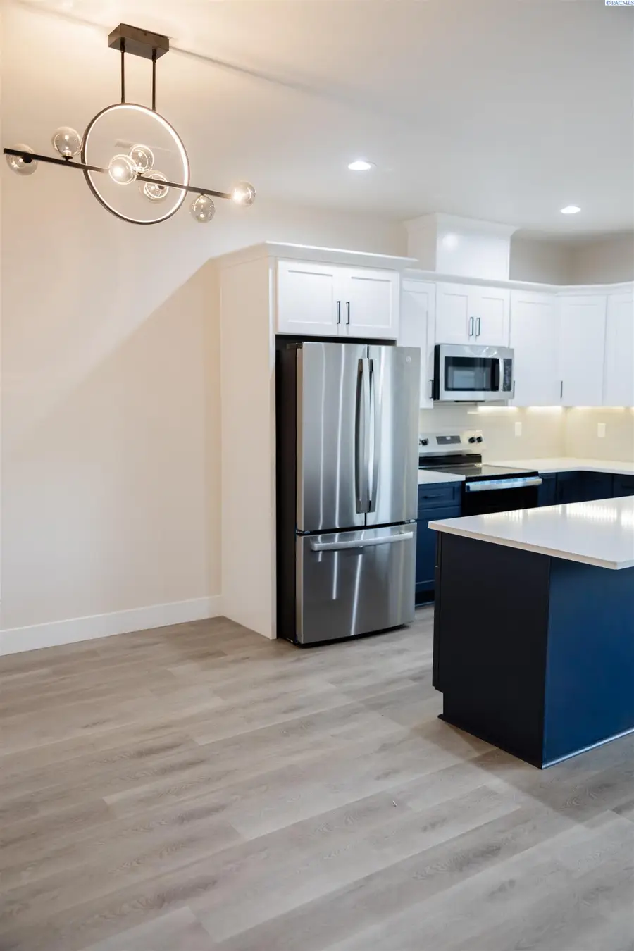 209 Victoria Street, Sunnyside, WA 98930 - Image #3