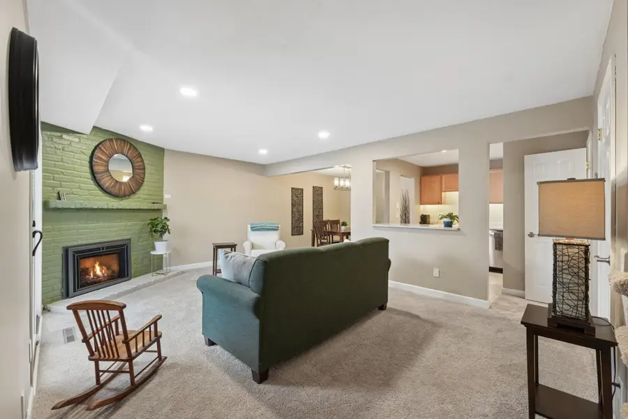 2437 Unity Avenue N, Golden Valley, MN 55422 - #2