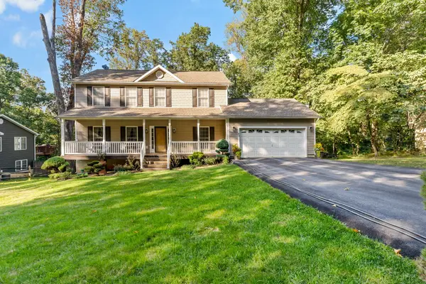 33 Caesar Rd, HARPERS FERRY, WV 25425