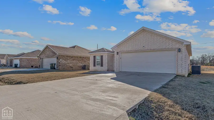 109 Redwood Drive, Bono, AR 72416 - #2