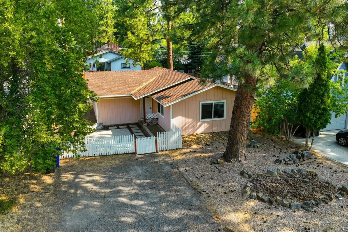 1454 NW Fresno Avenue, Bend, OR 97703 - #1