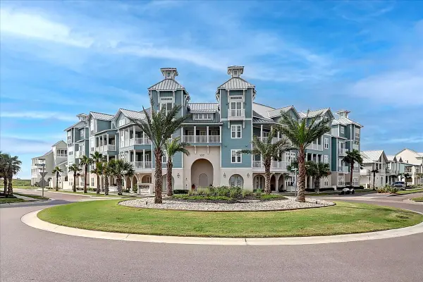 137 Palmilla #303, Port Aransas, TX 78373
