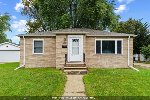 1917 Farlin Avenue, GREEN BAY, WI 54302-2917