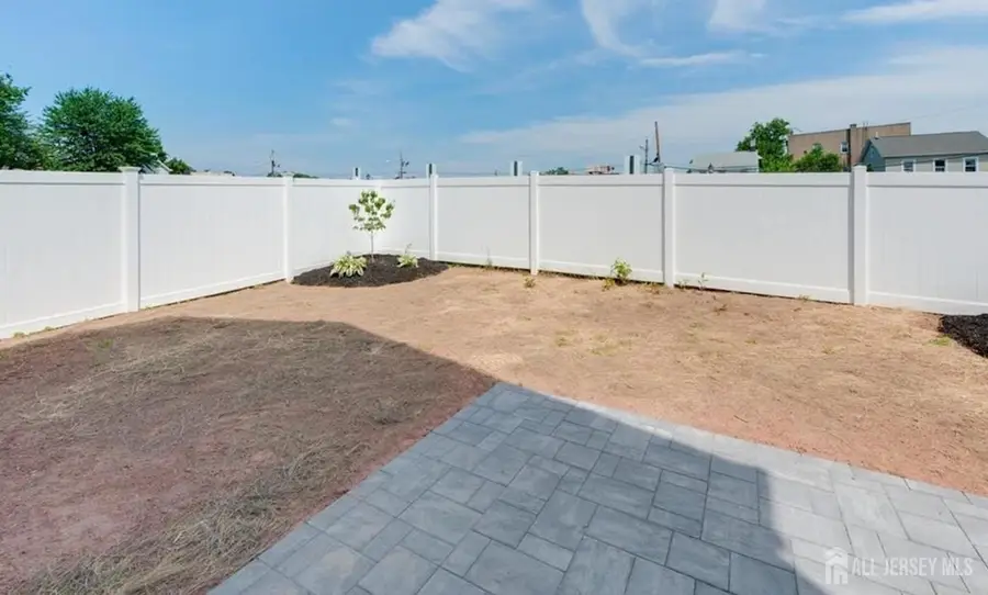 92 2nd Street, Woodbridge, NJ 07095 - #2