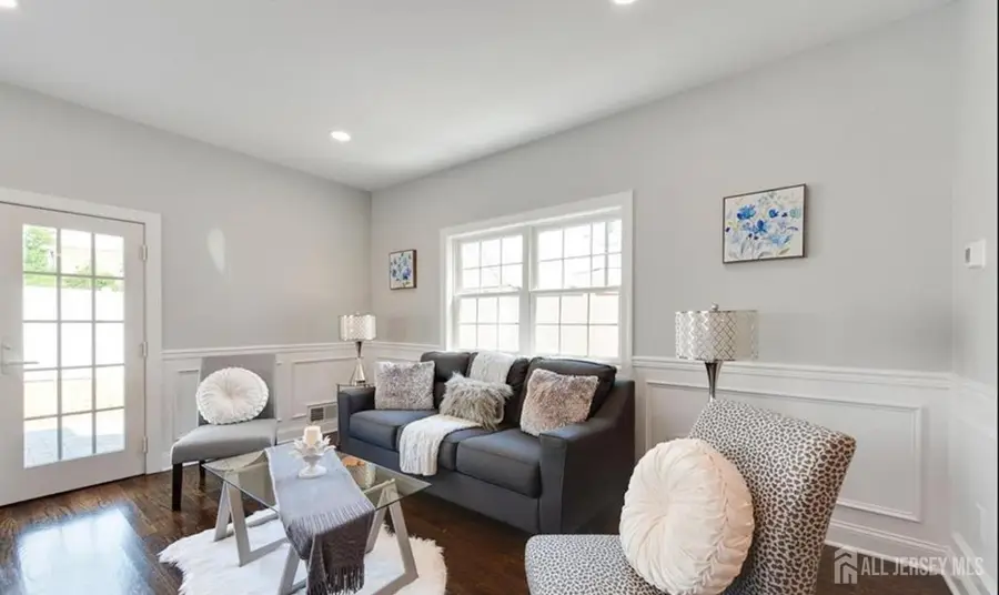 92 2nd Street, Woodbridge, NJ 07095 - #3