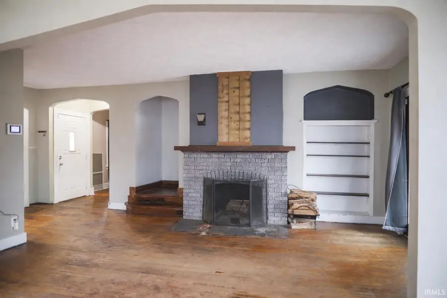 306 W Michigan Street, Rolling Prairie, IN 46371 - #3