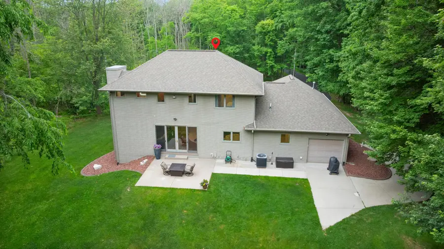 4544 Crooked Creek Lane, Hobart, WI 54155 - #2