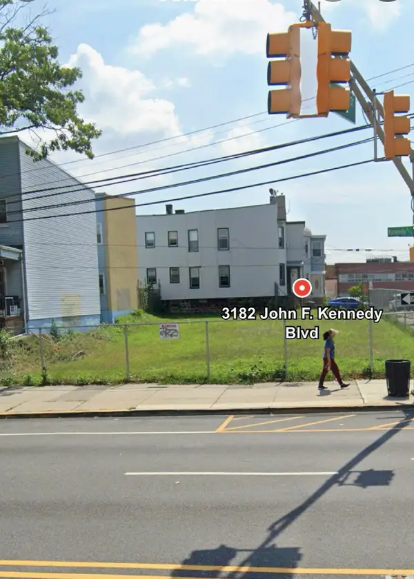 3182 KENNEDY BLVD, JC, Journal Square, NJ 07607