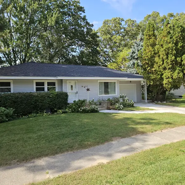 4709 Burgis Avenue Se, Grand Rapids, MI 49508