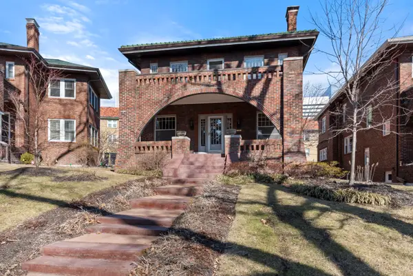 7721 Country Club Court, Clayton, MO 63105