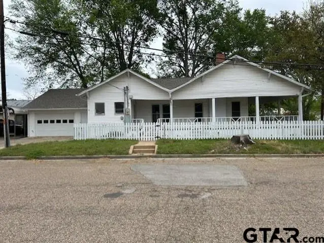 330 W Kilpatrick, Mineola, TX 75773 - #1