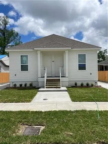 507 CENTER Street unit: B, Arabi, LA 70032