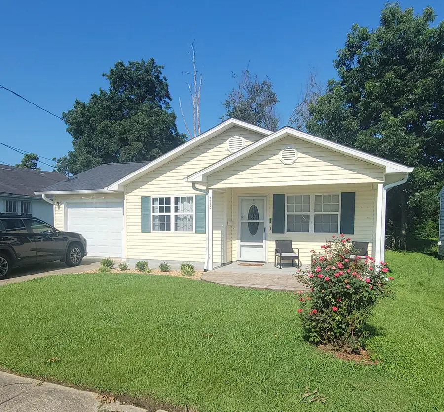 318 S Sassafras Street, Dexter, MO 63841 - #2