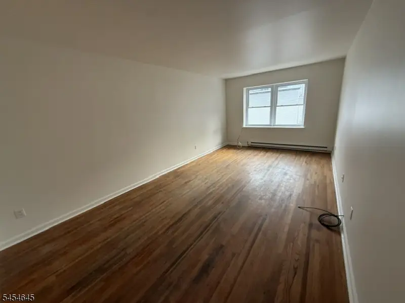 118 Main St , 2, Butler, NJ 07405-1049 - #2
