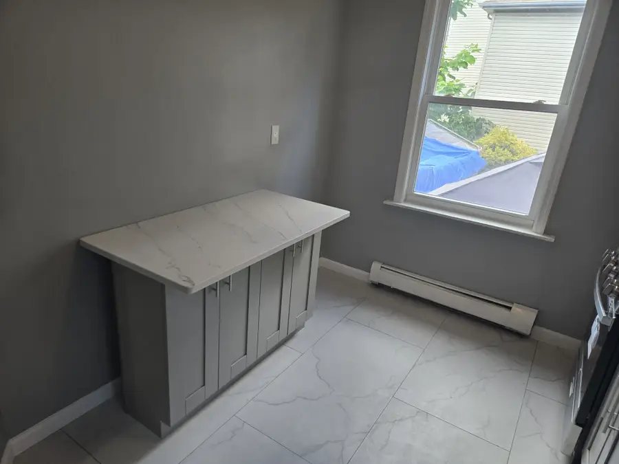 30 Irving St #1, Jersey City, NJ 07304 - #3