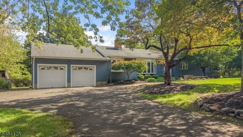 25 Starview Dr, Hillsborough, NJ 08844 - #2