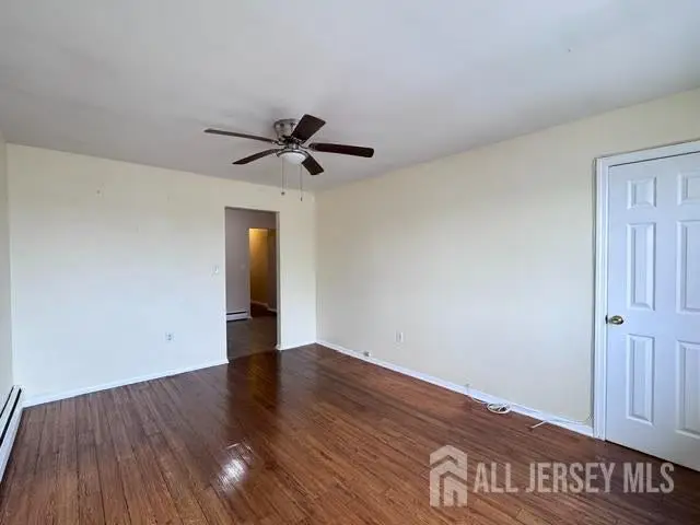 -760 Mary Street #B, Perth Amboy, NJ 08861 - #3