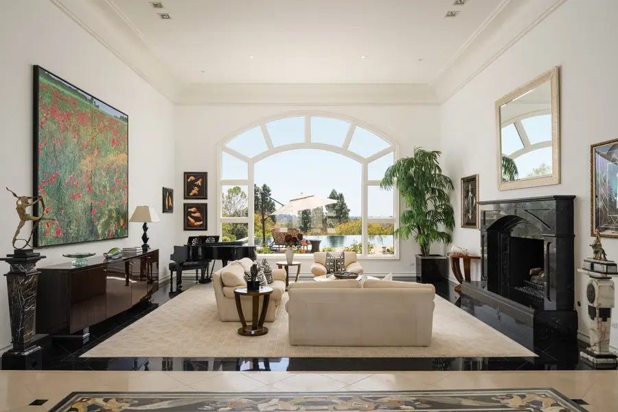 6565 Calle Reina, Rancho Santa Fe, CA 92067 - Image #3