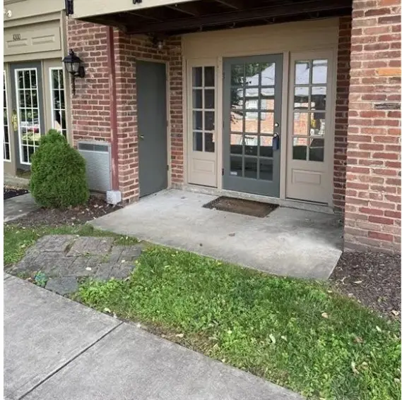 1000 Chatham Park Dr , J #null, Pittsburgh, PA 15216 - Image #3