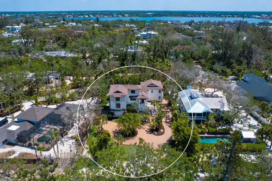 7333 Point Of Rocks Road, Sarasota, FL 34242 - #3