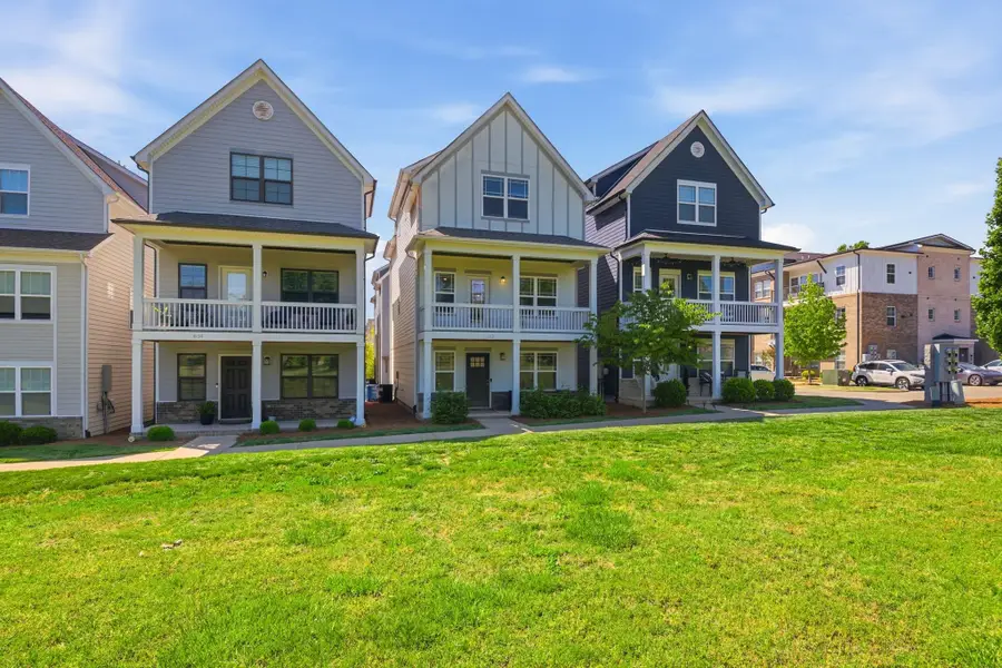 632 Parkvue Place Dr, Nashville, TN 37221 - #3