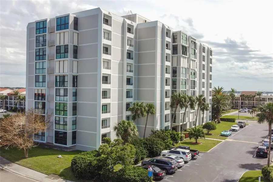 855 BAYWAY BOULEVARD #806, Clearwater Beach, FL 33767 - Image #2