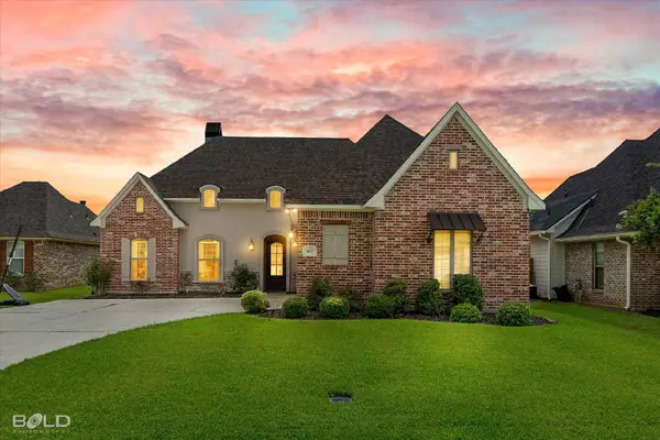402 Halifax Circle, Benton, LA 71006
