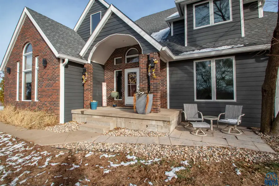 4640 Perry Way, Sioux City, IA 51104 - Image #2