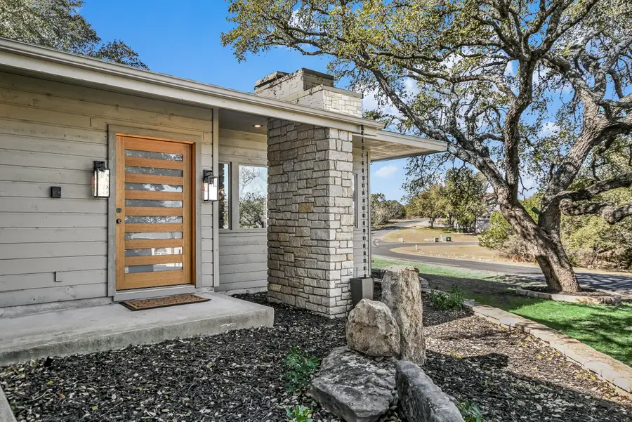 101 Bedford Dr, Spicewood, TX 78669 - #2