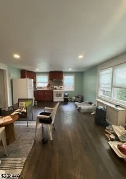 619 Cora Pl #B, Rahway City, NJ 07065-3726