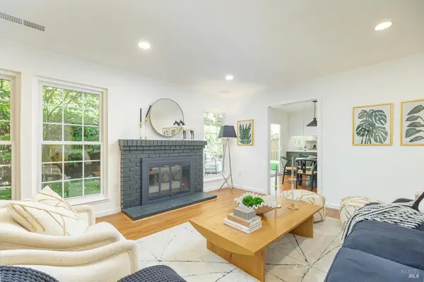1711 Grand Avenue, San Rafael, CA 94901