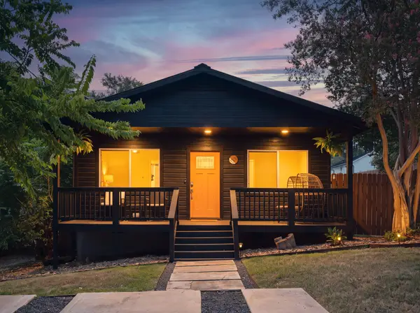 2501 E 11th St, Austin, TX 78702