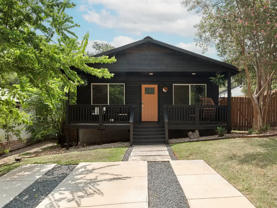 2501 E 11th St, Austin, TX 78702 - #3