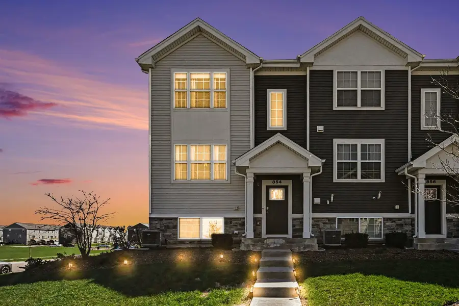 854 Briar Glen Court, Hampshire, IL 60140 - #2