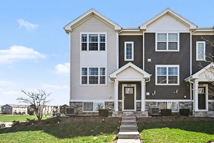 854 Briar Glen Court, Hampshire, IL 60140 - #3