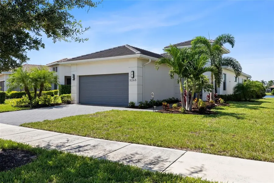 5265 Barnett Circle, Lakewood Ranch, FL 34211 - #3