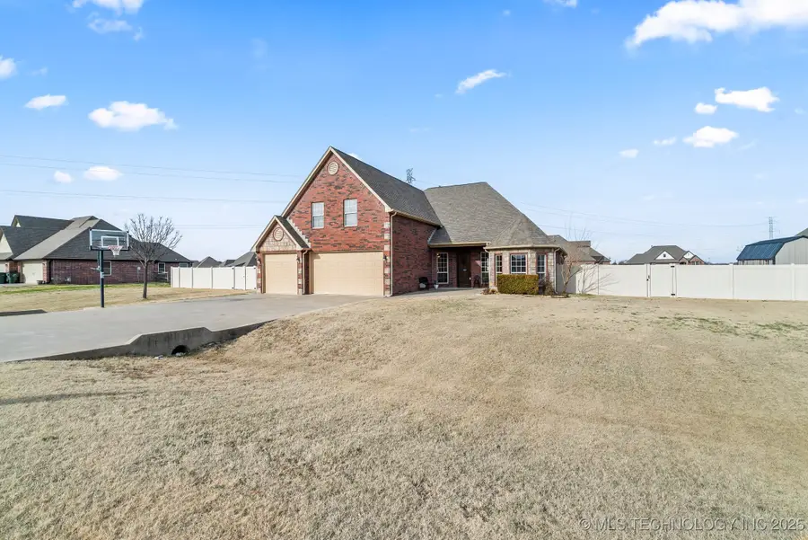6235 E 144th Street, Collinsville, OK 74021 - Image #2