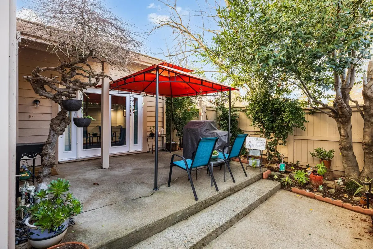 8169 Chenin Blanc Lane, Fair Oaks, CA 95628 - #1