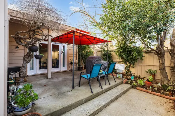 8169 Chenin Blanc Lane, Fair Oaks, CA 95628