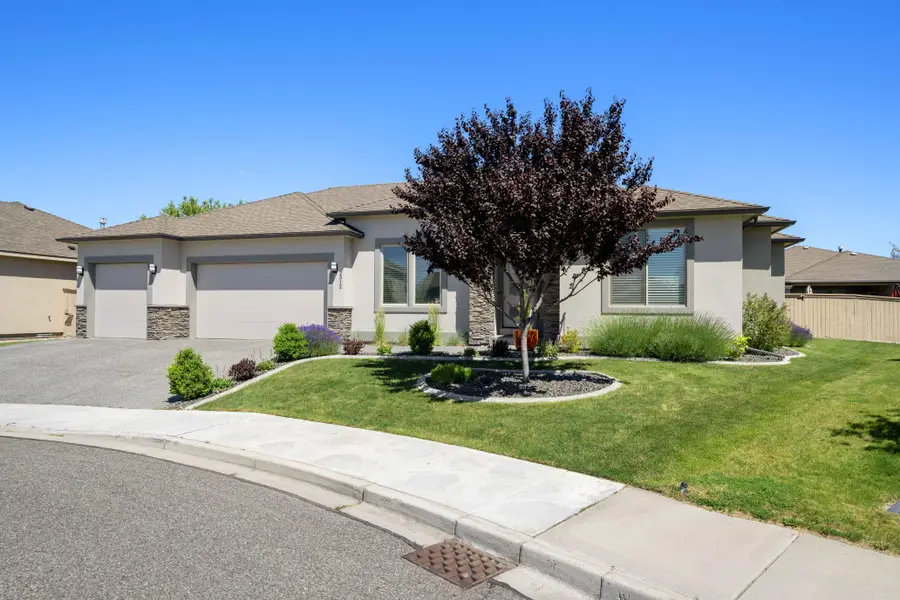 2312 Coppercreek Street, Richland, WA 99354 - #2