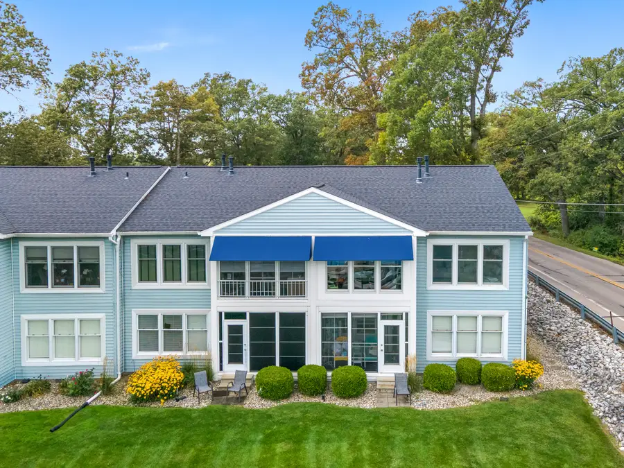 700 S Lakeside Drive #6, Syracuse, IN 46567 - #3