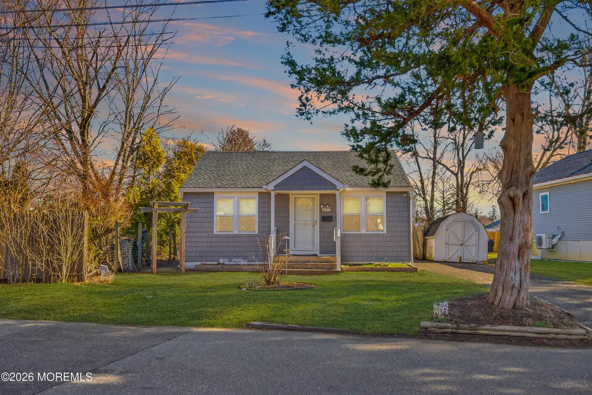 22 Twin Dr, New Egypt, NJ 08533 - #1