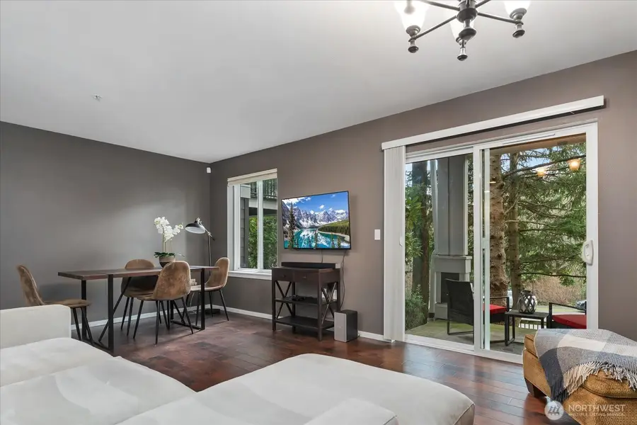 5589 Lakemont Boulevard Se #1702, Bellevue, WA 98006 - Image #3