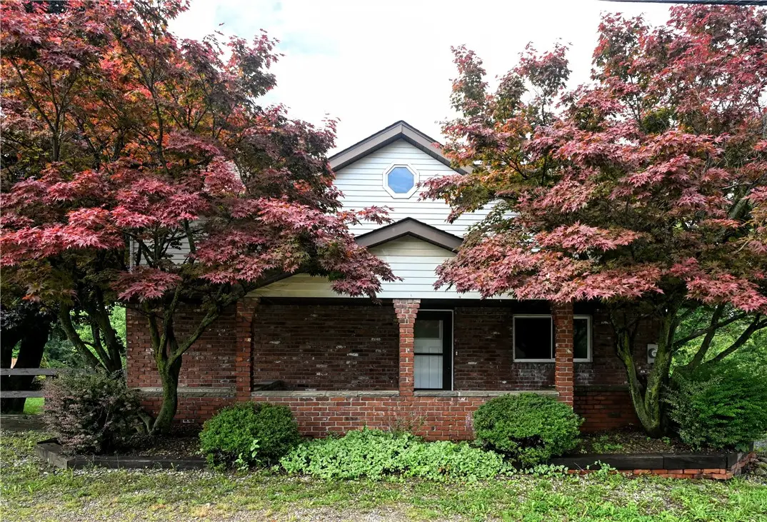 107 Steubenville Pike, Burgettstown, PA 15021 - #1